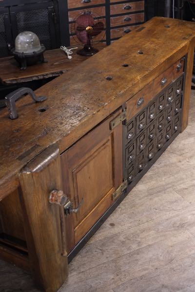 meuble de metier ancien